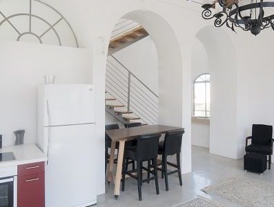 לופט 3 הקומות - החלל הפנימי קשתות