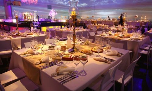 האנגר 11- עיצוב שולחנות