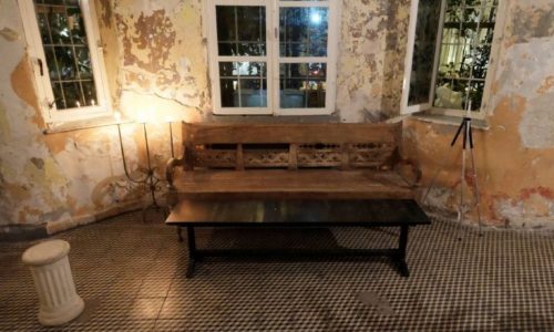 מועדון 1910- החלל הפנימי ואזור ישיבה