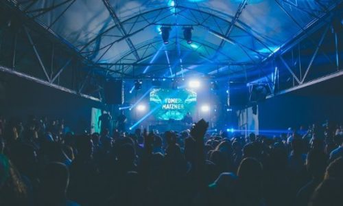 האנגר 09-המסיבה