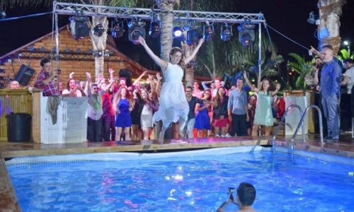 חלום בחווה אורבן- מסיבת חתונה עם בריכה