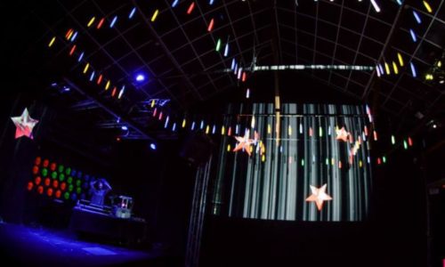 המועדון 48- חלל פנימי ובמה