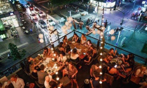 ספיקאיזי- מסיבה על גג