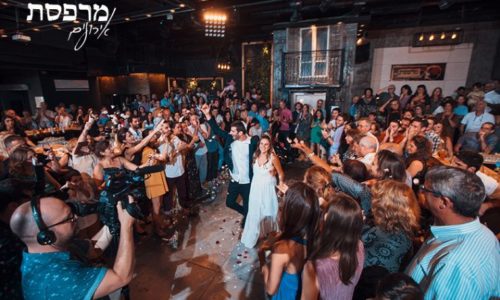 המרפסת- חלל פנימי