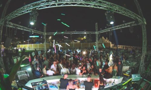 גן כנרת - רחבת ריקודים