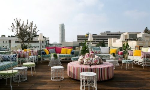 הגג לאירועים ברוטשילד- פינות ישיבה יוקרתיות על גג