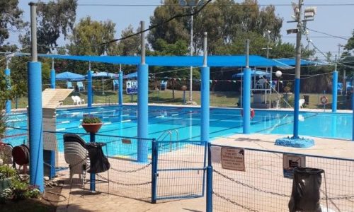 בריכת עמק חפר- בריכה לאירוע