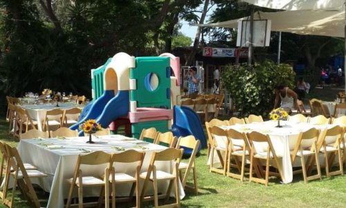 בריכת עמק חפר- מדשאות לאירוע ובריכה