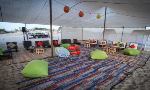 האוהל המפנק על הים- פנים וזולות
