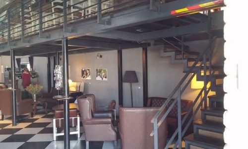 סטוראג'- גלריה וחלל פנימי