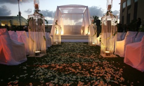 האנגר 11- חופה בחוץ