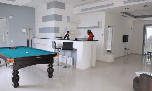 וילה חלום לים- פינת ביליארד