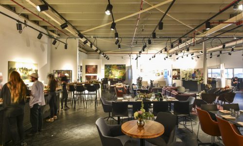 גלריית Art & About