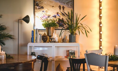 הקומה למעלה של ציונה אירועים קטנים