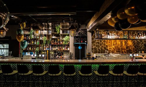 צ'ארליז חתונות