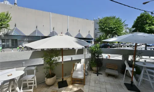 איורע עיסקי בדה פופ האוס