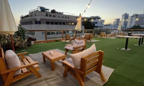 אירוע עם נוף לים