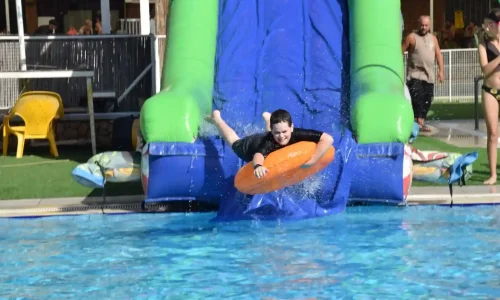 אירועים משפחתיים בבריכה