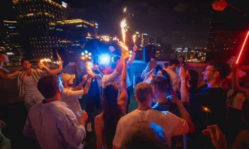 גג למסיבות עד 100 איש