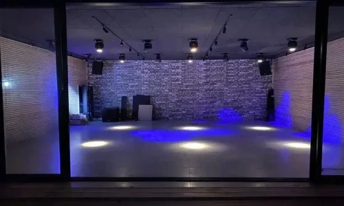 חתונה עם בריכה