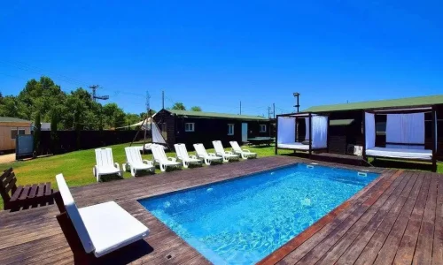 ימי כיף עם בריכה