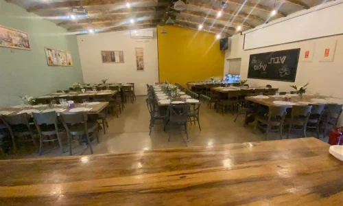 כנס עסקי במרכז