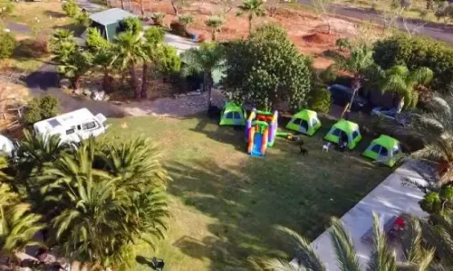 אירוע חברה עם לינה