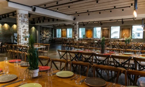 הרמת כוסית בשדרה ה15