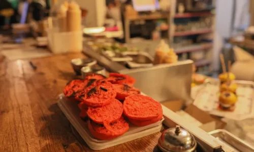 הטבעונית J17