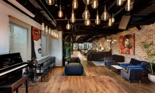 גג לאירועים במרכז