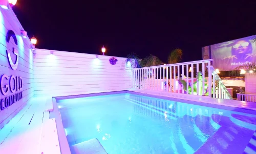 וילה לרווקות