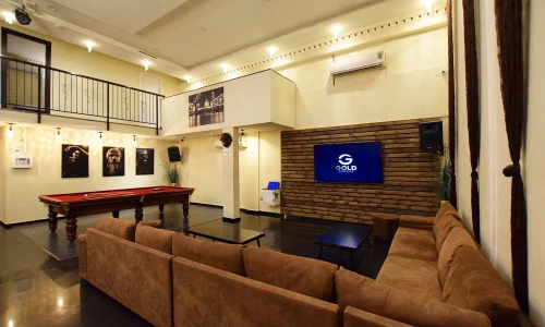 מקומות עם בריכה