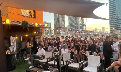 גג לאירועים מיוחדים במרכז