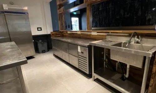 דה אורו נתניה