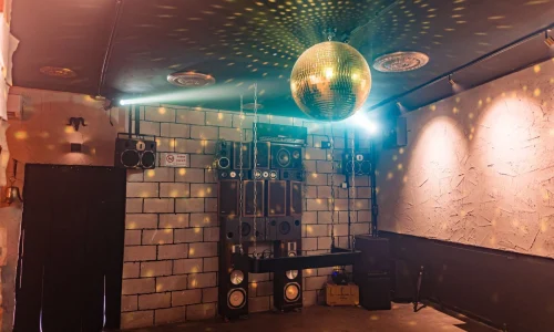 יום הולדת בגג