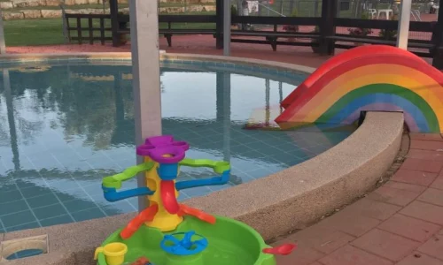 בריכה לאירועים בשרון