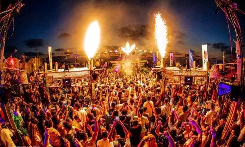 מון צ'ילד מסיבות גדולות ללא מגבלת רעש