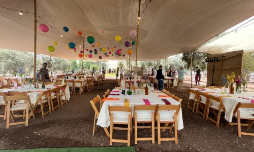 גן אירועים עם בריכה