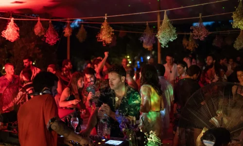 חתונות בבוסתן הנעלם