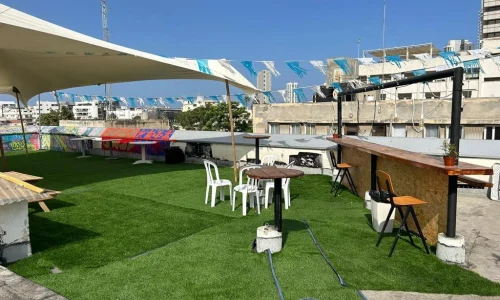 ימי הולדת על גג