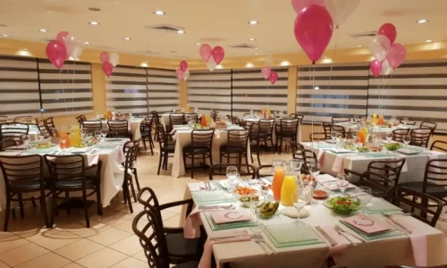 מקום להרמת כוסית