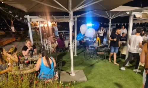 ארוחה עסקית הצובה