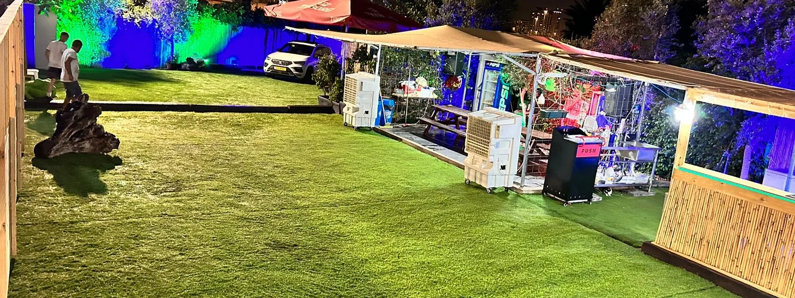 חוות הפלאות