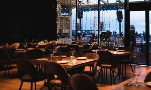 חתונה מול הים במרכז