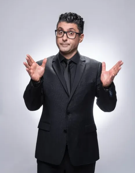 סטנדאפיסט דודו ארז