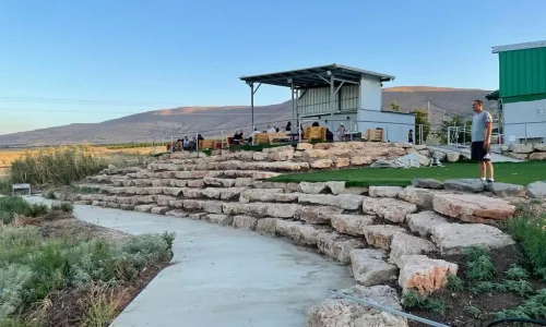 חופה תחת כיפת השמים