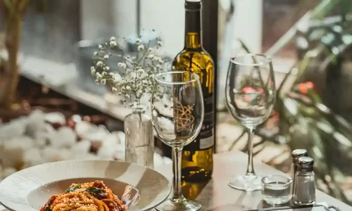 בראסרי הרמת כוסית לחברות בתל אביב