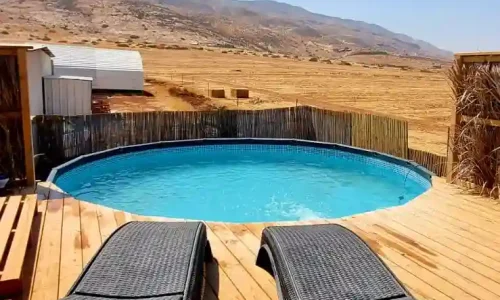 חאן עם בריכה לאירועים