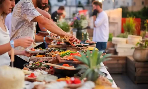 גג21 גג עם נוף יפהפיה לנמל ולהרים באיזור הצפון מסיבות חתונות