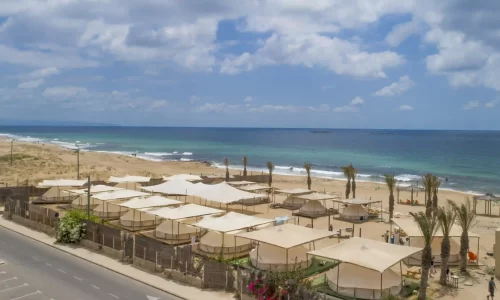 חופה על הים בצפון הארץ